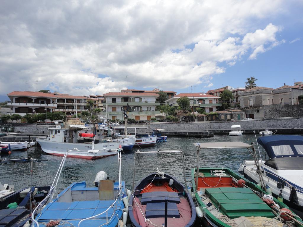 Appartamento Sul Mare Acireale Bagian luar foto