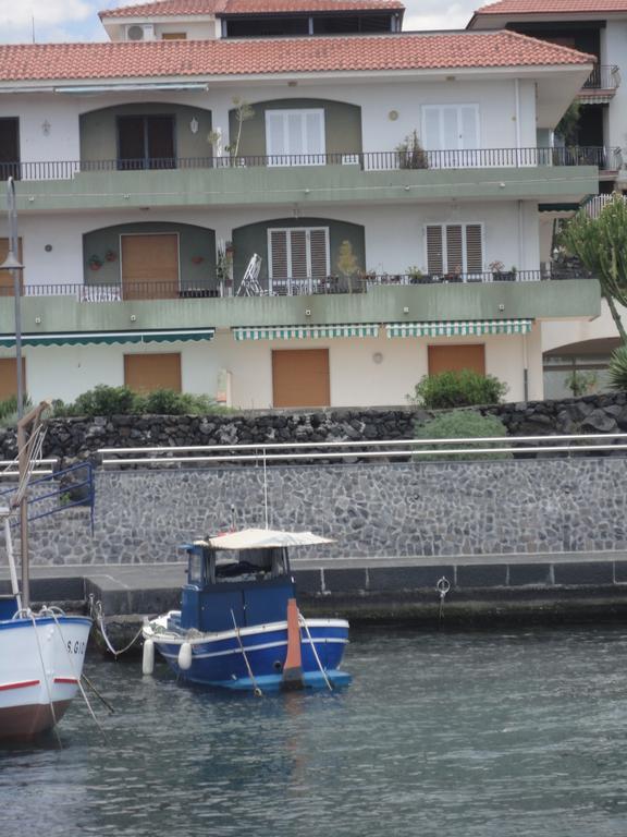 Appartamento Sul Mare Acireale Bagian luar foto
