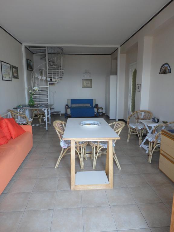 Appartamento Sul Mare Acireale Bagian luar foto